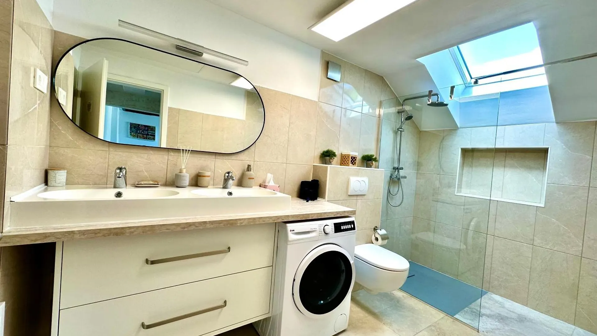 Sunny 3-Room Apartment With A Terrace Ljubljana Slovenia
